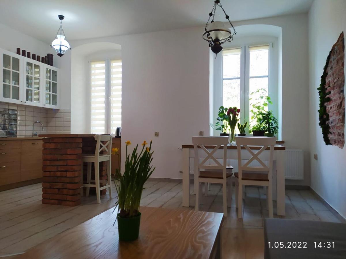 פז'יז'ינה Apartament Przy Zamku מראה חיצוני תמונה