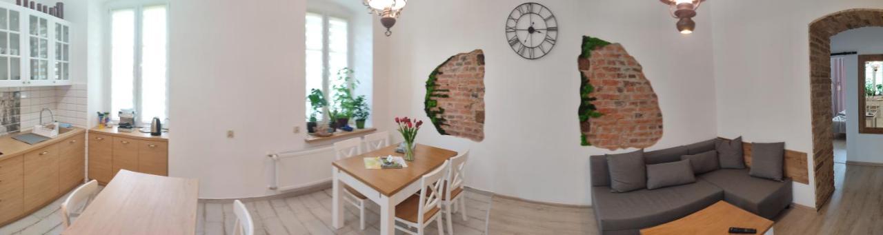 פז'יז'ינה Apartament Przy Zamku מראה חיצוני תמונה